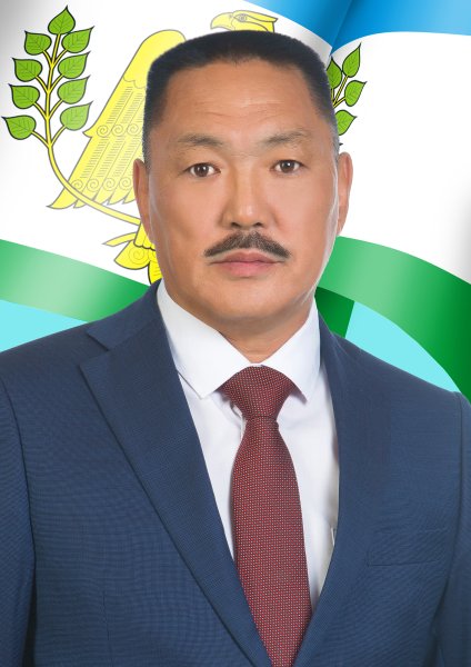 Глава МР "Нюрбинский улус (район) РС(Я) Алексей Михайлович Иннокентьев